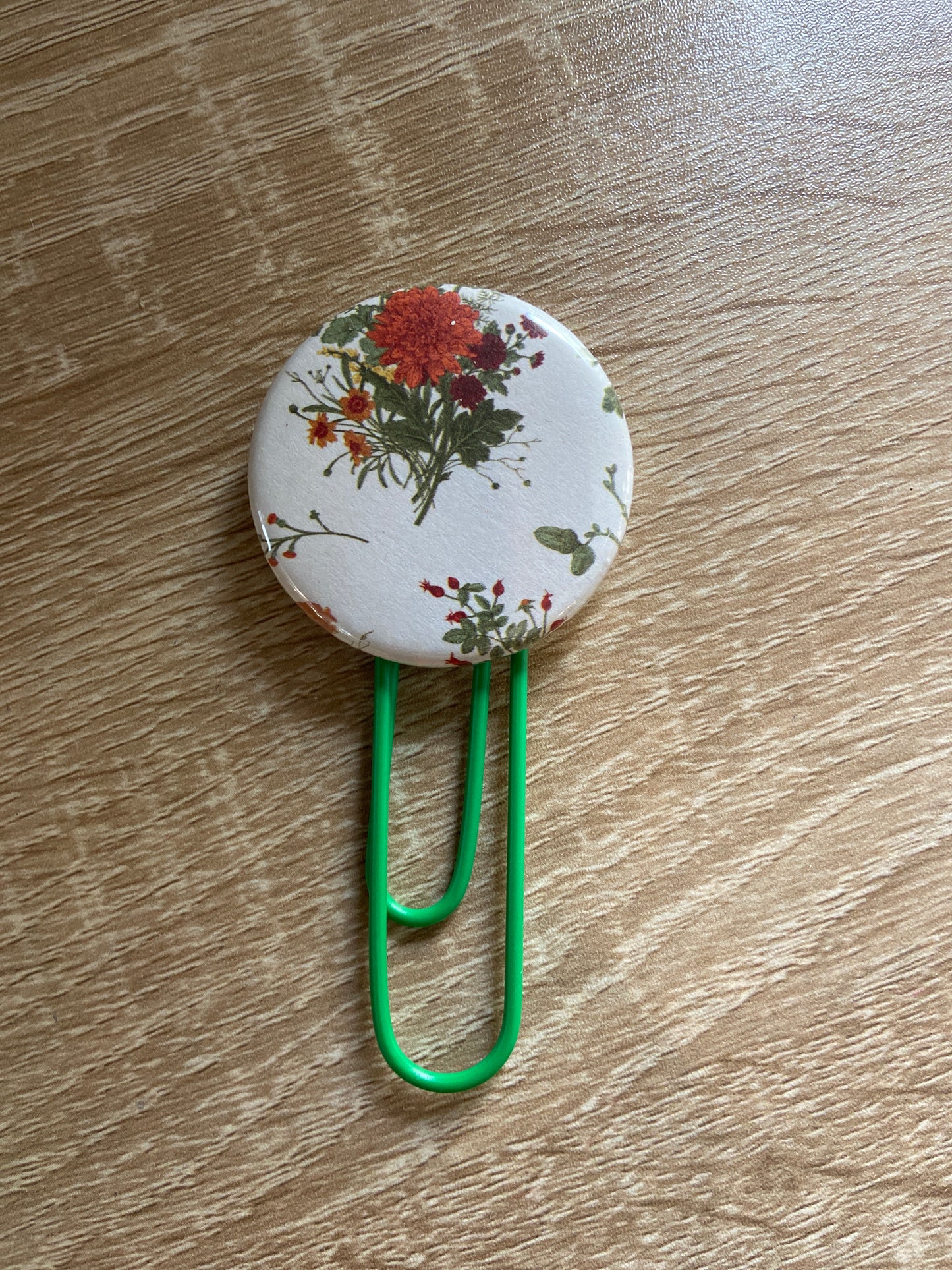 Marque page - unique - fait mains - 44mm