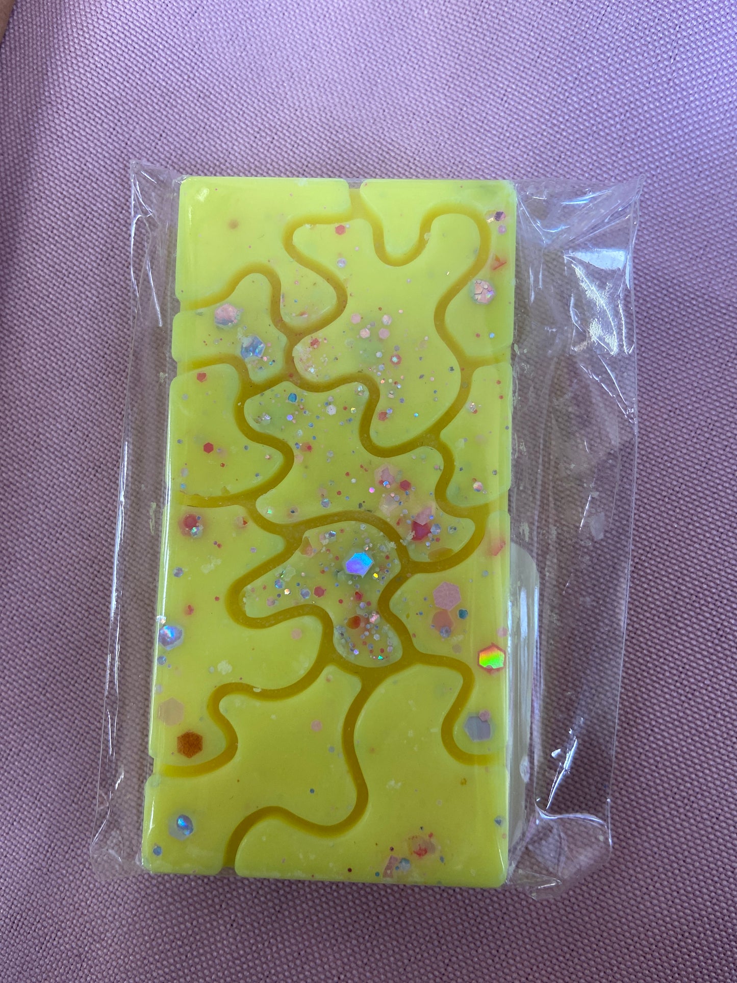 Fondant parfumé : tablette de 20gr sécable - parfum bois de santal