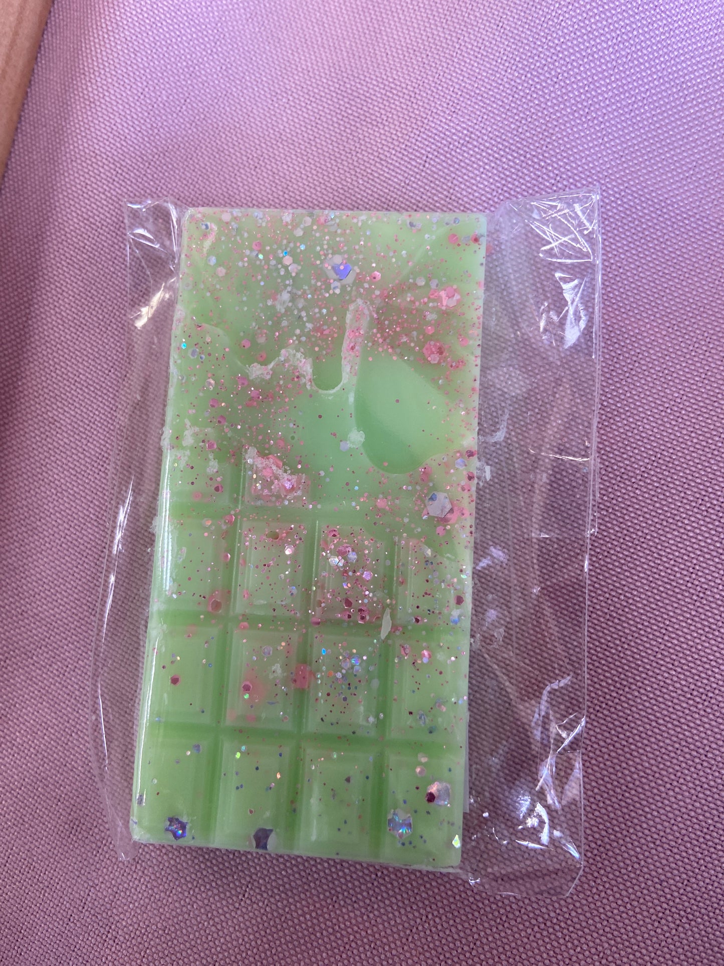 Fondant parfumé : tablette de 20gr sécable - parfum fraise & menthe douce