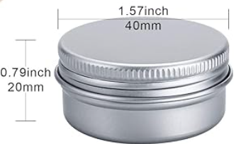 Bougie parfumé dans une élégante petite boite métallique